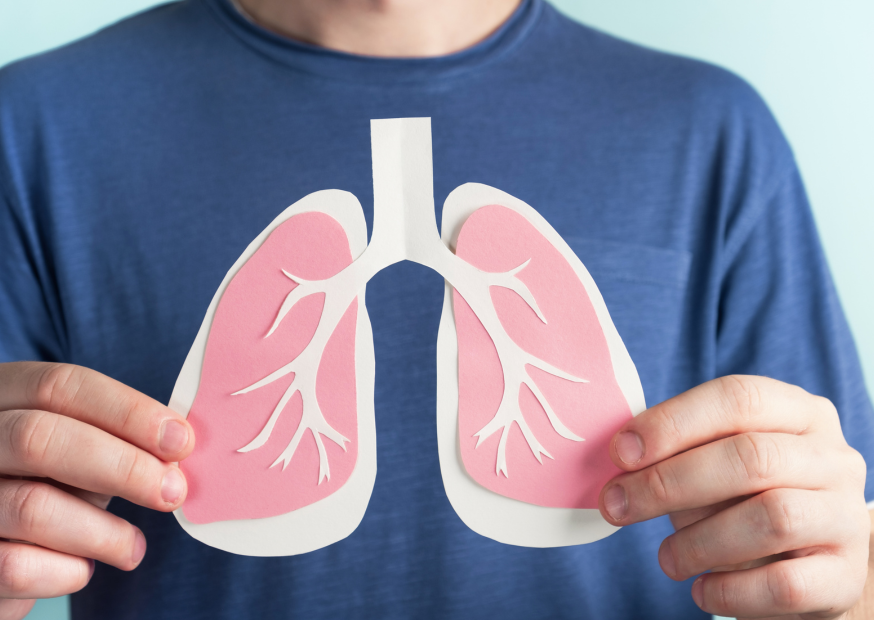 Anzeichen einer Lungenentzündung: Symptome rechtzeitig erkennen